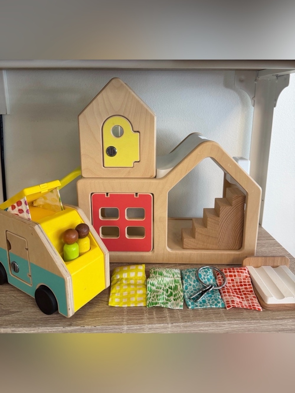 Lovevery Modular Playhouse Wooden Doll House Camper Bed People